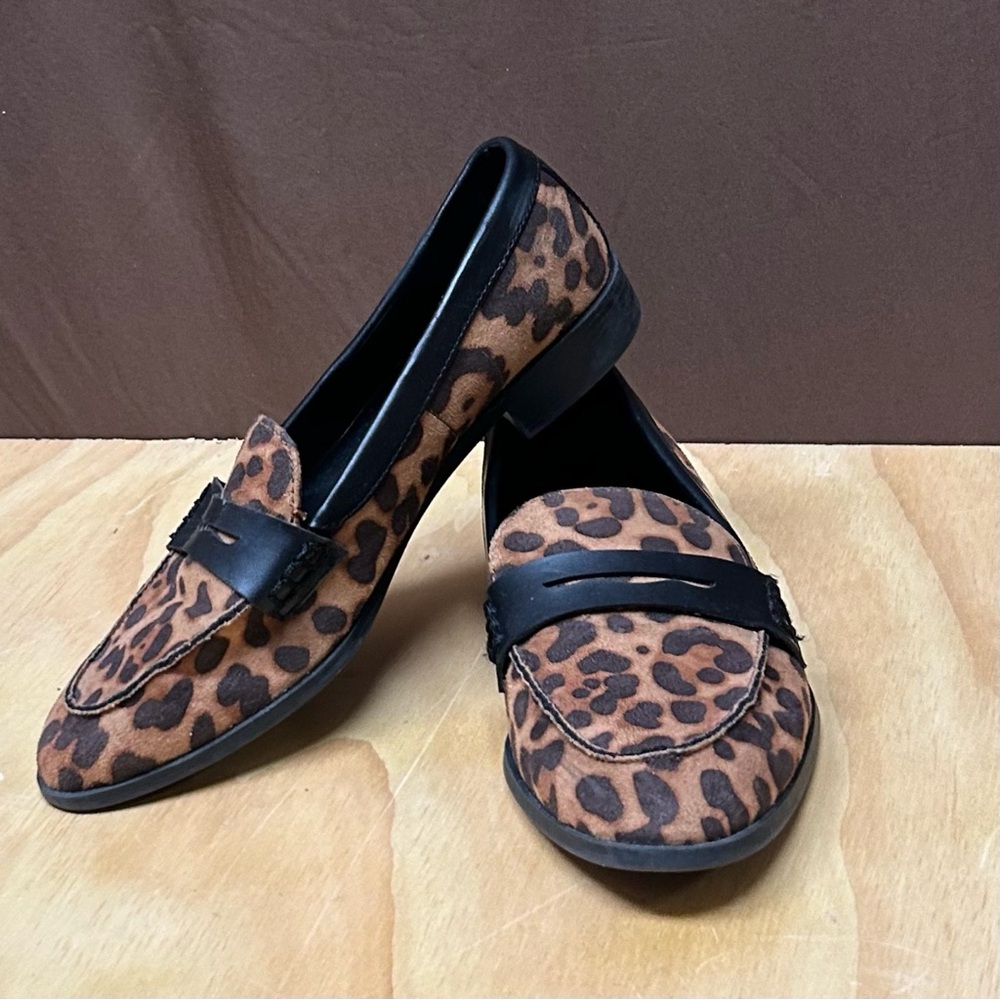 Leopard print loafers